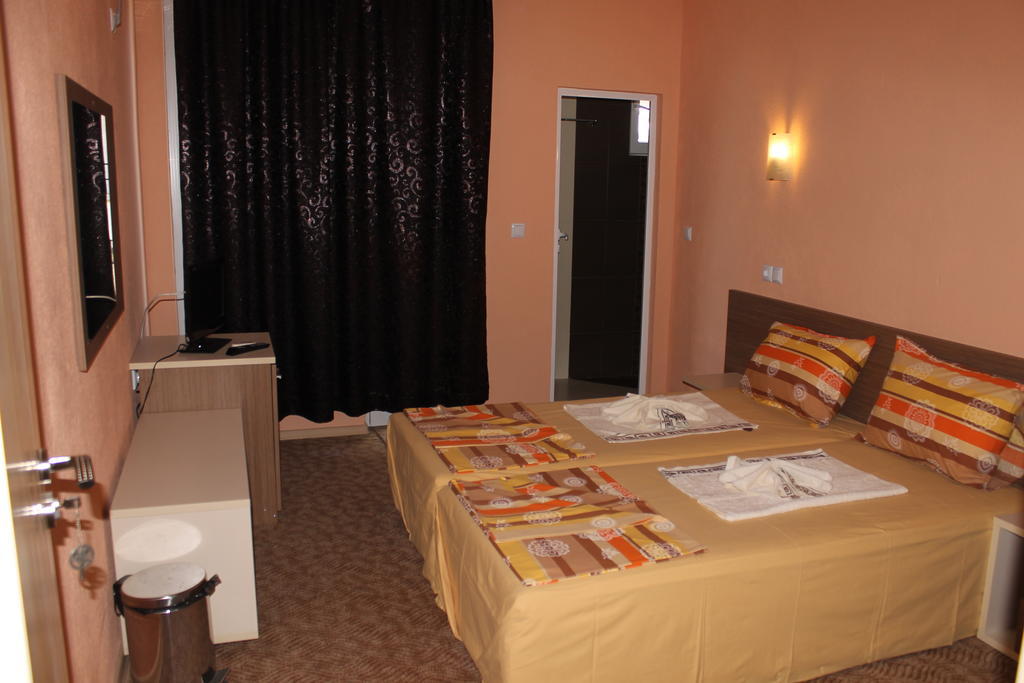 Fits Guest House Πριμόρσκο Δωμάτιο φωτογραφία