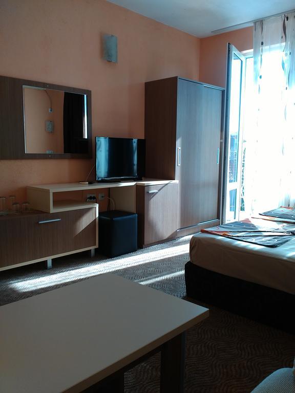 Fits Guest House Πριμόρσκο Εξωτερικό φωτογραφία