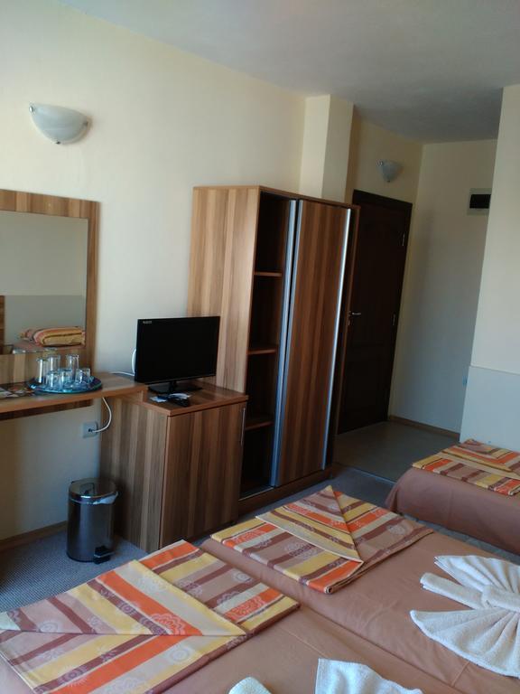 Fits Guest House Πριμόρσκο Εξωτερικό φωτογραφία