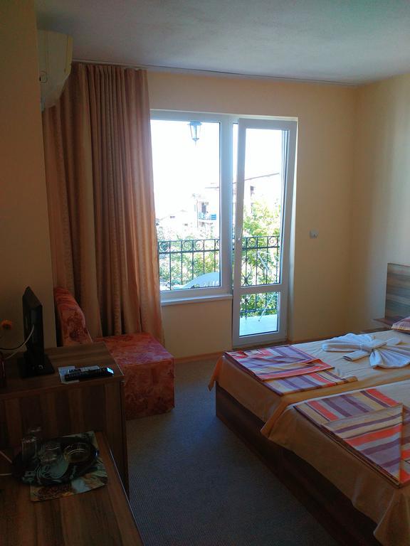 Fits Guest House Πριμόρσκο Εξωτερικό φωτογραφία