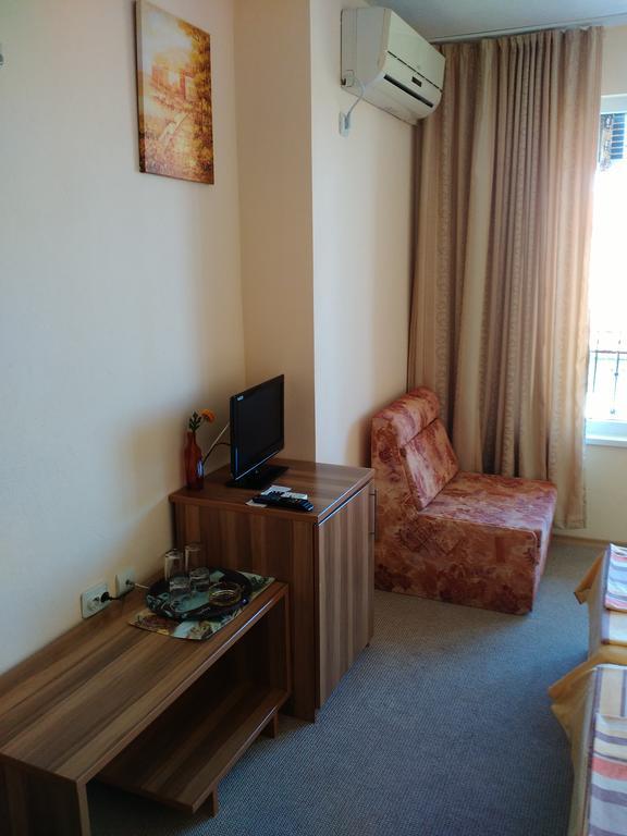 Fits Guest House Πριμόρσκο Εξωτερικό φωτογραφία