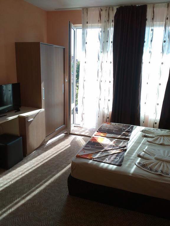 Fits Guest House Πριμόρσκο Εξωτερικό φωτογραφία
